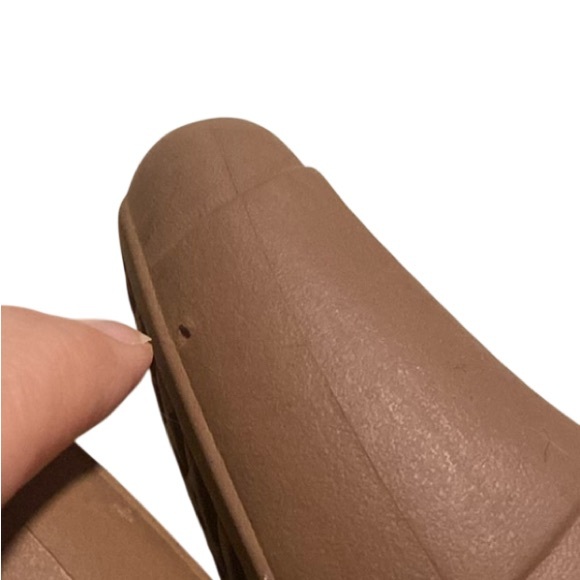 CROCS ICONIC LAURA WOMENS SZ 8 Brown SLIP ON BALLERINA CUTOUTS FLATS - Picture 5 of 7